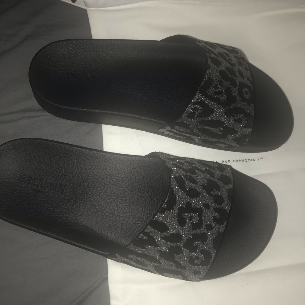 Balmain slides